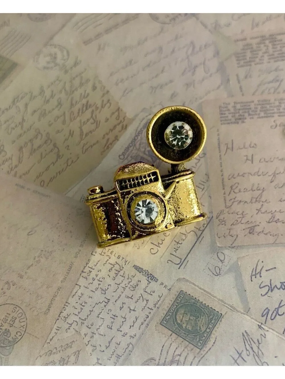 Charming Gold-Tone Camera Brooch with Sparkling Rhinestones